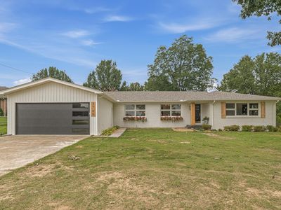 3700 W Kingshighway