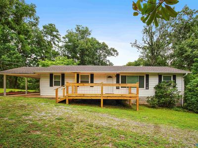 Property at 28 King Dr, Union Grove, AL