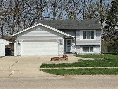 468 West Delavan Dr