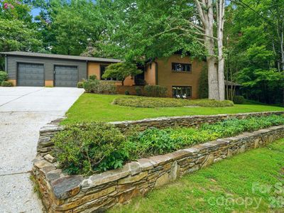 515 Dogwood Ln