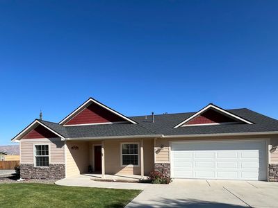 1705 Pioneer Dr