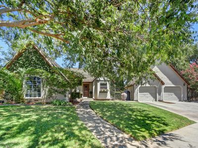 3006 Clairidge Oak Ct
