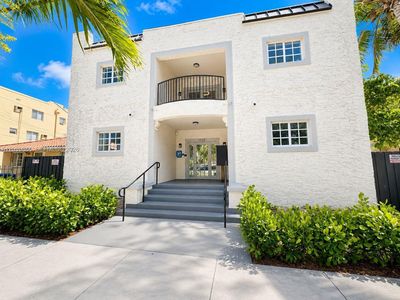 1132 NW 3rd St