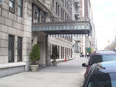 225 Central Park N APT 617