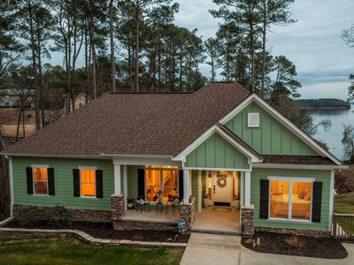 137 Memorial Dr