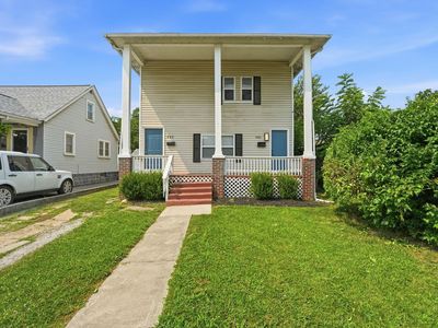 940-942 Leona Ave