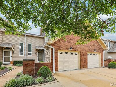 Property at 16180 Lea Oak Ct, Chesterfield, MO
