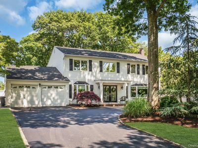 65 Shoreham Drive E