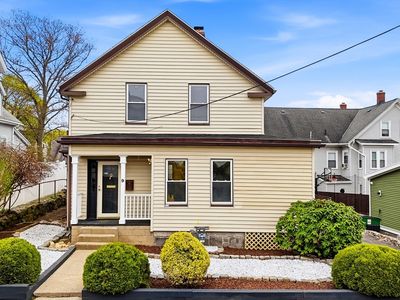 9 Robbins St
