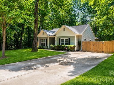 5050 Gibbons Link Rd