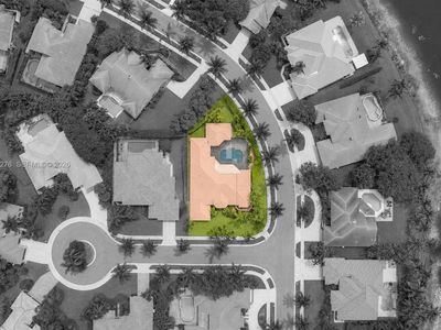 392 Coconut Cir