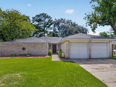 5015 Blueberry Hill Dr
