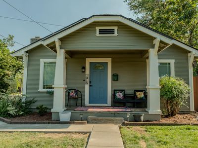 1315 W Main St