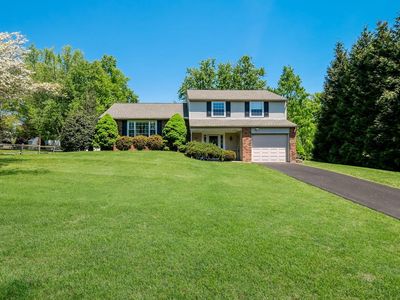 49 Surrey Dr