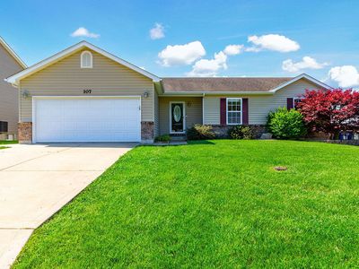Property at 107 Chestnut Ridge Dr, Wright City, MO