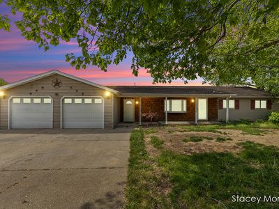 1910 Waterview Way