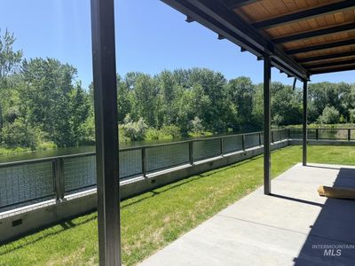 2425 W Rustic Frg