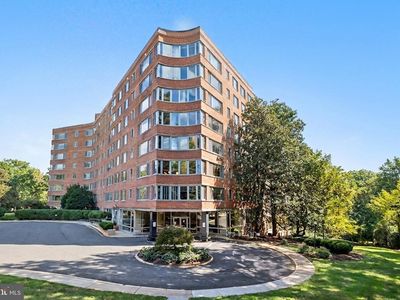 4200 Cathedral Ave NW APT 403