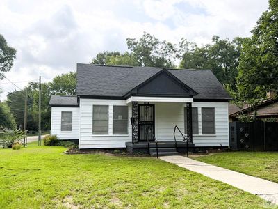 Property at 1122 Grand Ave, Texarkana, AR