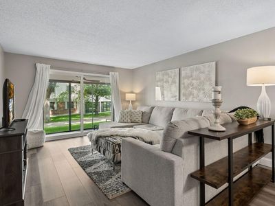 10540 43rd Ave N APT 103
