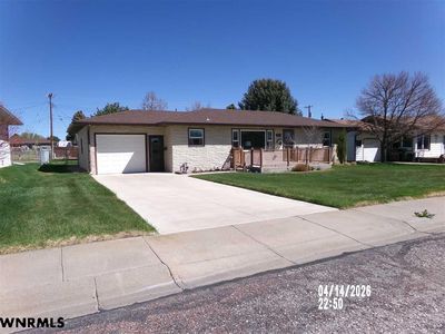 2010 Nelson Ave