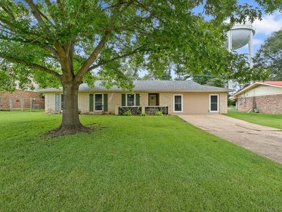341 W Greenfield Dr