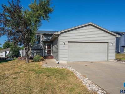105 S Foss Ave