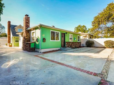 5651 Denny Ave