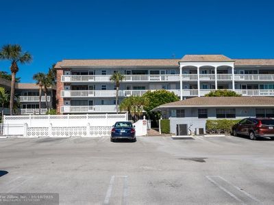 1965 SE 5th Ct UNIT 207