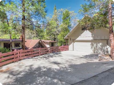 27945 Lakes Edge Rd