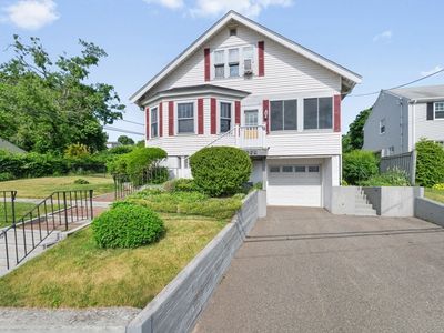828 E Squantum St