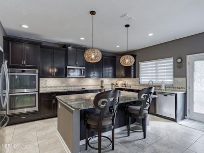 1252 LUFFNESS Drive