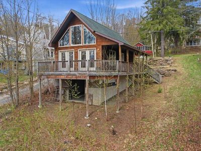 202 Lake Shore Dr