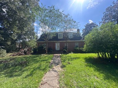 604 Cedar Ave