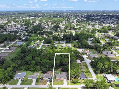 583 Edison St SE
