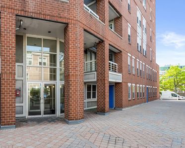 20 Chestnut St APT 406