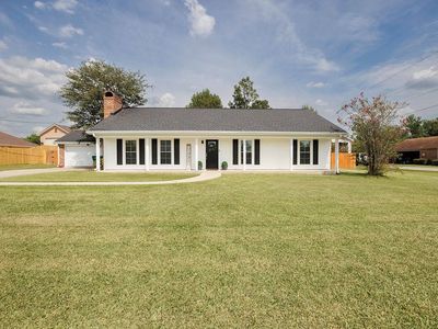 306 E Presidential Cir