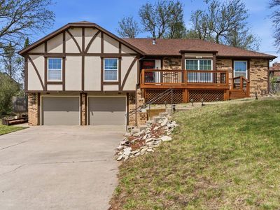 1004 Kingsbury Dr