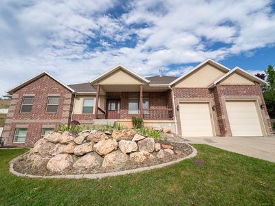 271 E Eagle Ridge Dr