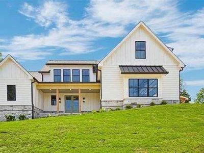 141 Palisade Dr