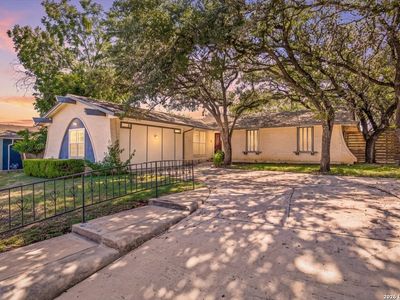 1738 BRANDENBURG DR