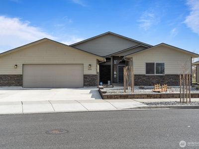 3435 W Blue Heron Lane