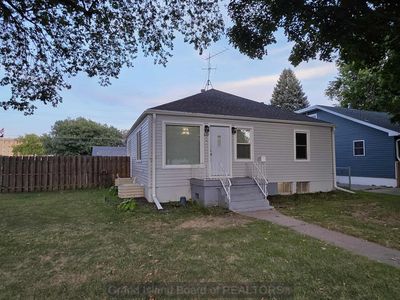 2137 N Huston Ave