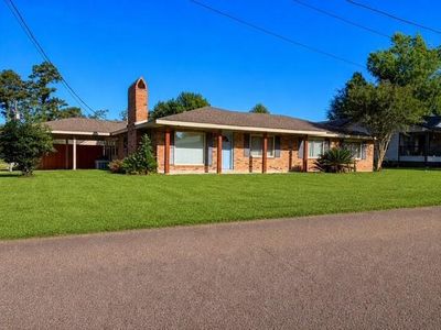 100 Nellwood Dr