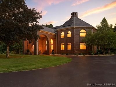 8161 Cunningham Sarles Road