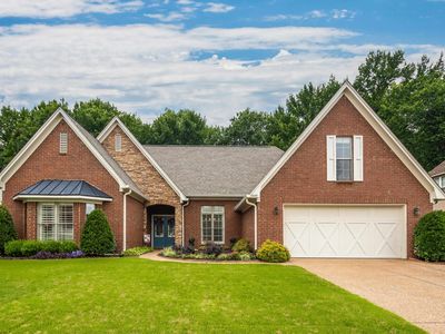 3449 Valley Chase Ln