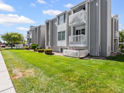 875 E Arrowhead Ln S #34