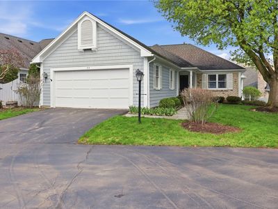 52 Stonington Dr