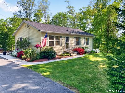 11 Providence New London Tpk