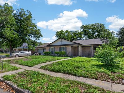 5026 LA HAYA ST